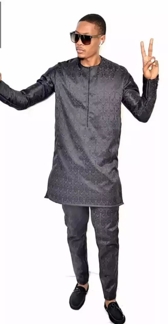 Tenue africaine moderne