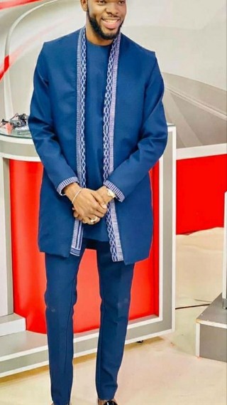 Tenue africaine moderne