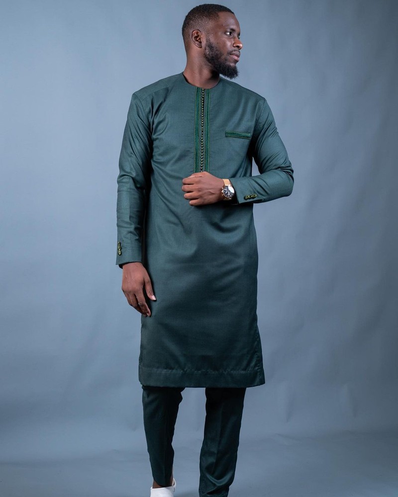 Tenue africaine moderne